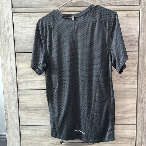 Nike grey Dri Fit Running T-Shirt - Picture 3 of 3